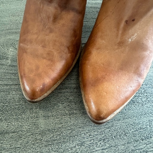 Kelsi Dagger Tan Heeled Boots - Picture 2 of 11